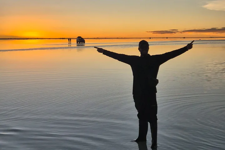 4 Days, 3 Nights Uyuni Salt Flats Tour with Private Rooms (Departure from San Pedro de Atacama)